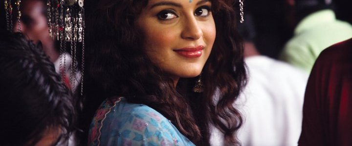 Tanu Weds Manu background