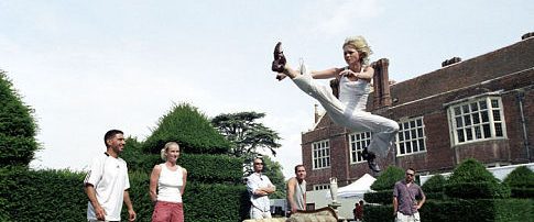 Agent Cody Banks 2: Destination London background
