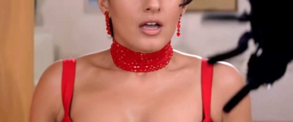 Baadshah background