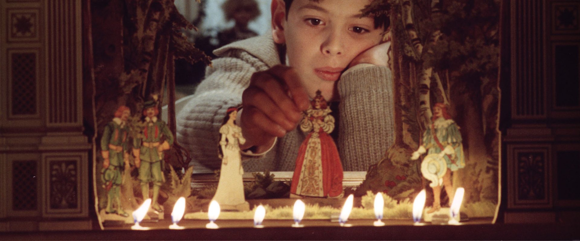 Fanny and Alexander background
