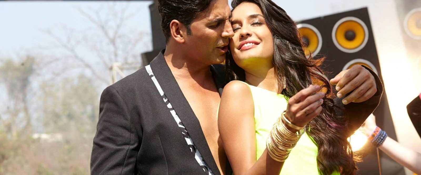 The Shaukeens background