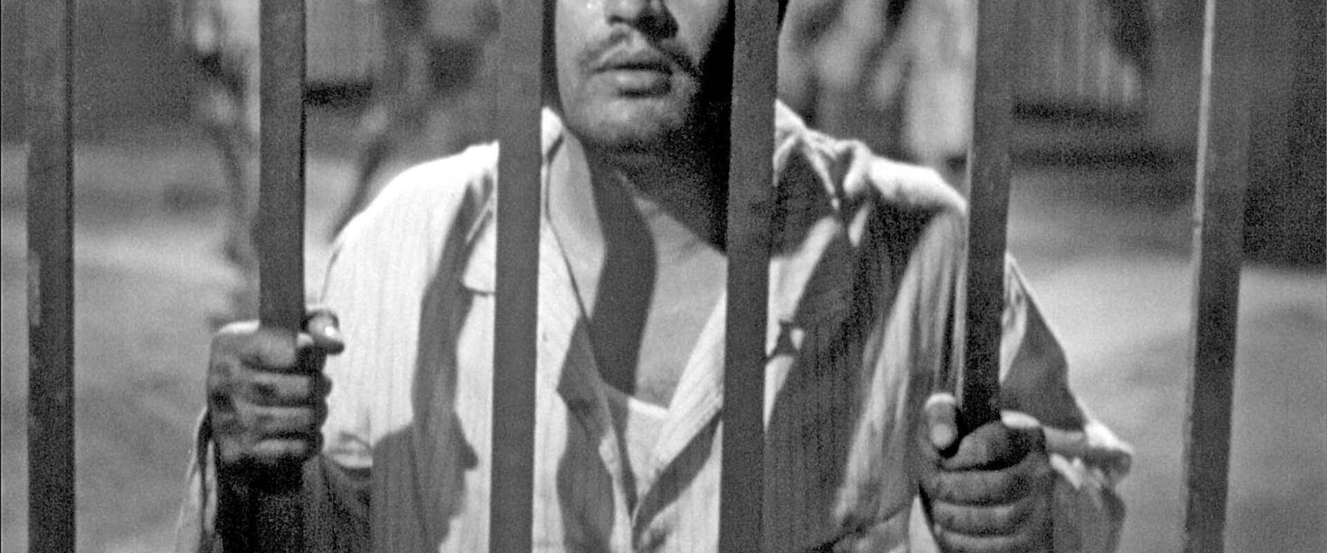 Pyaasa background