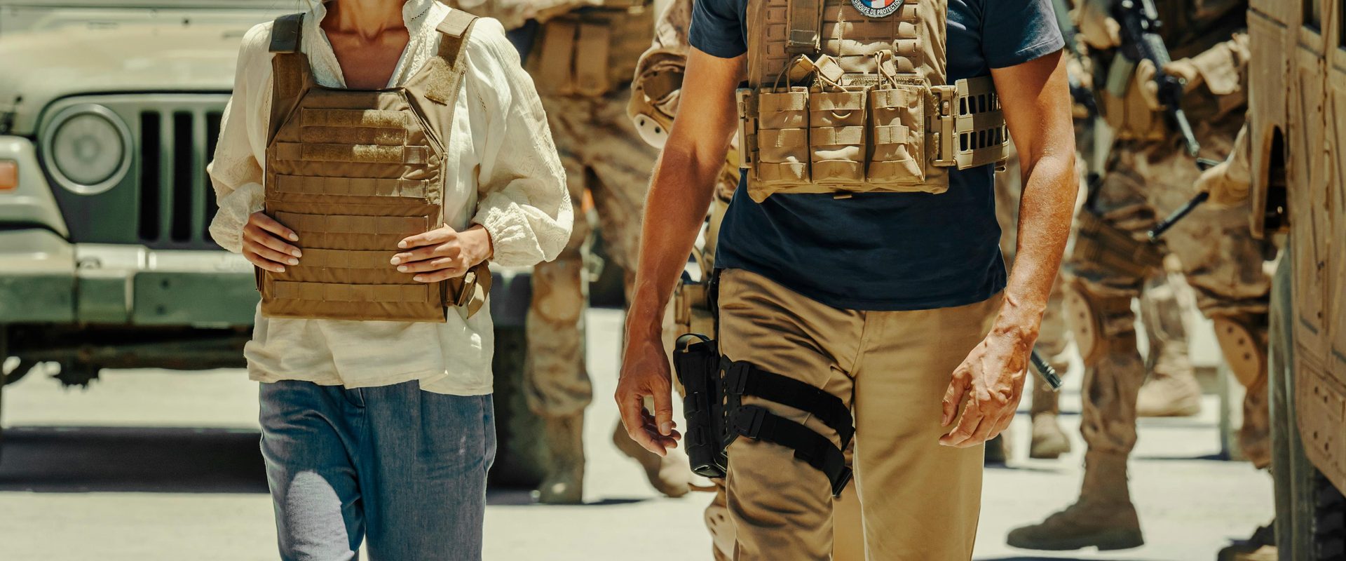 13 Days, 13 Nights: In the Hell of Kabul background