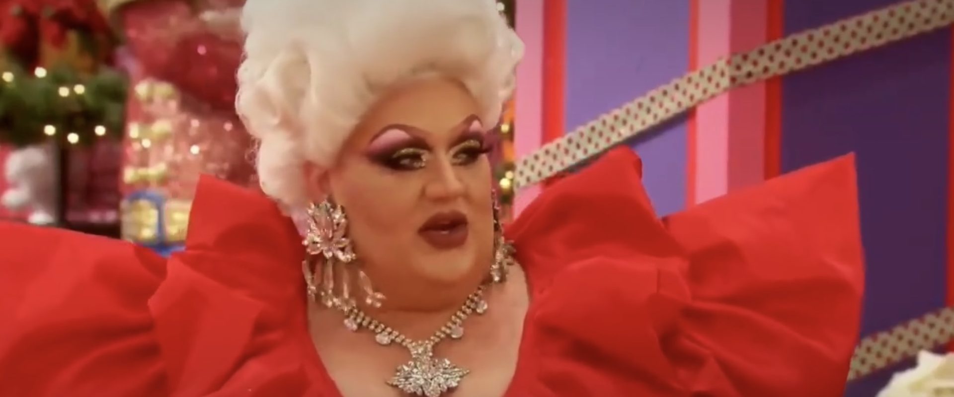 RuPaul's Drag Race Holi-Slay Spectacular background
