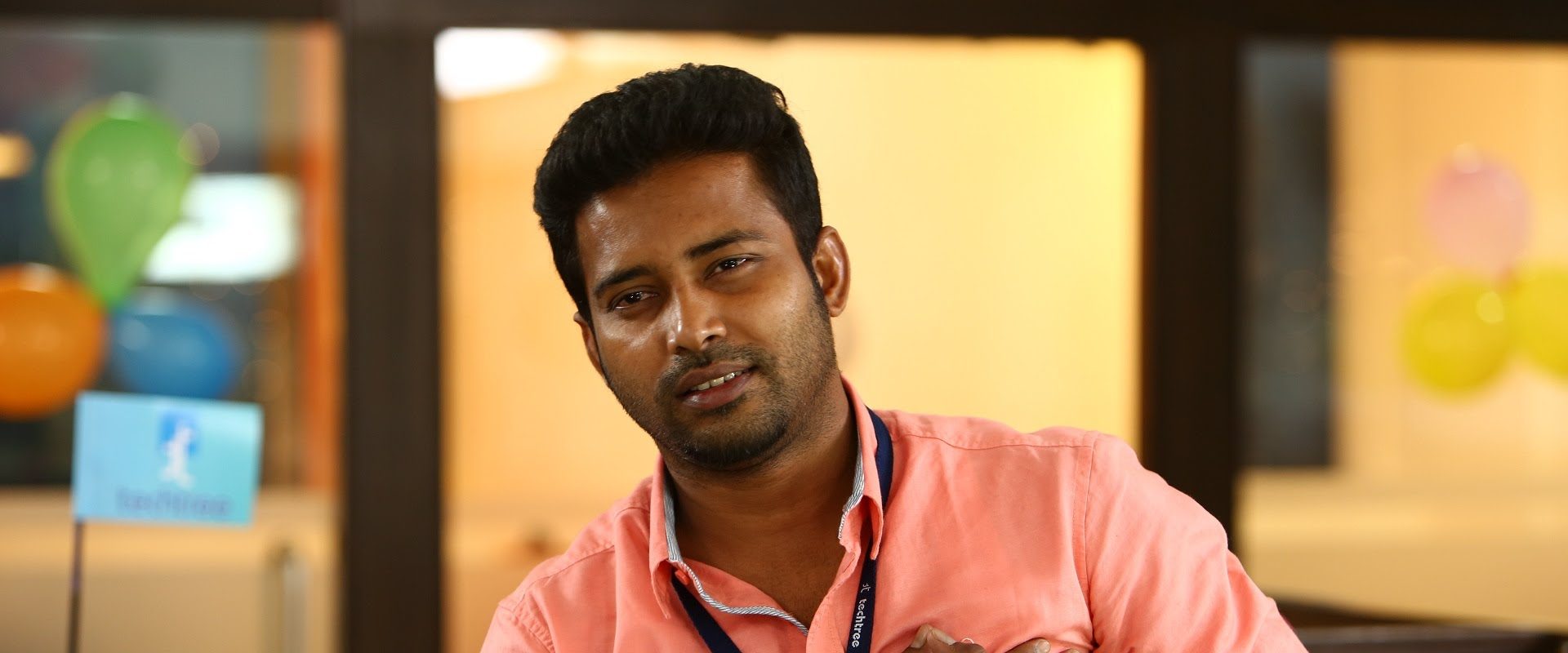 Oru Naal Koothu background
