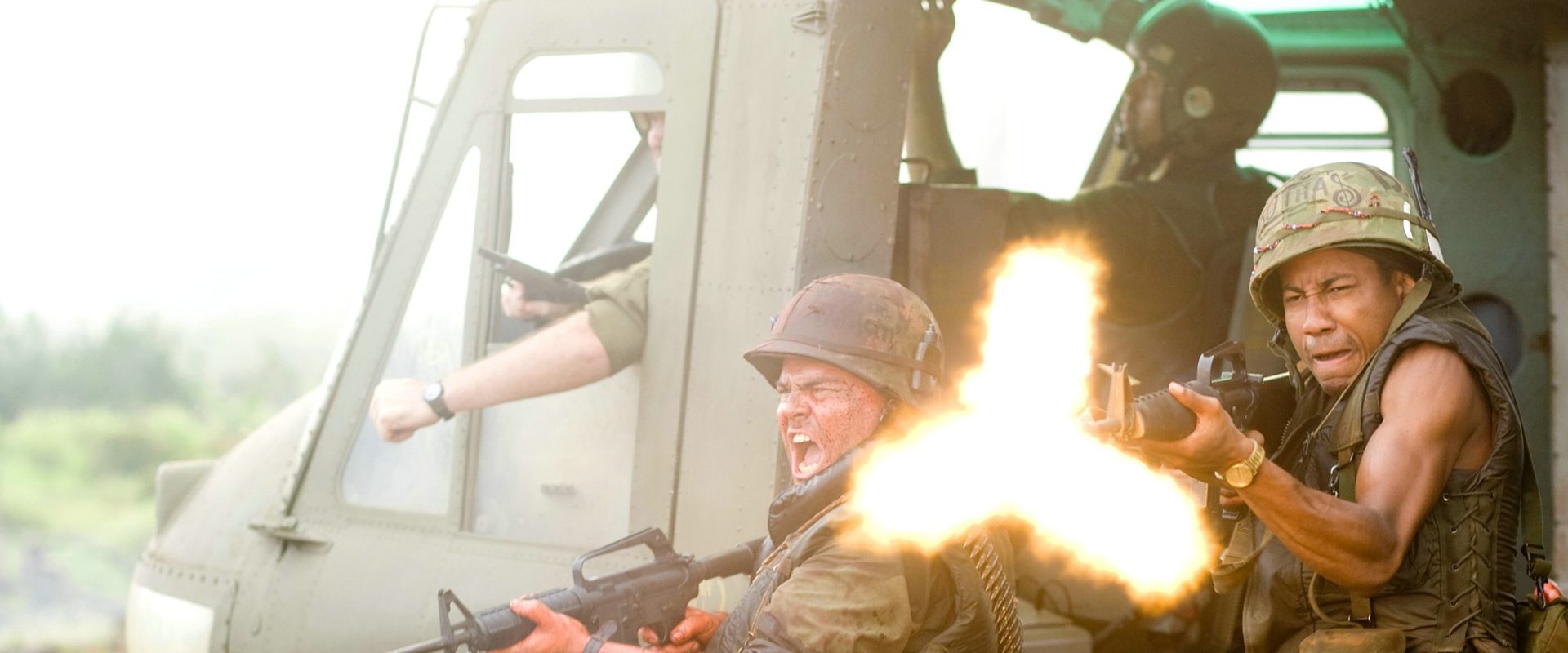 Tropic Thunder background