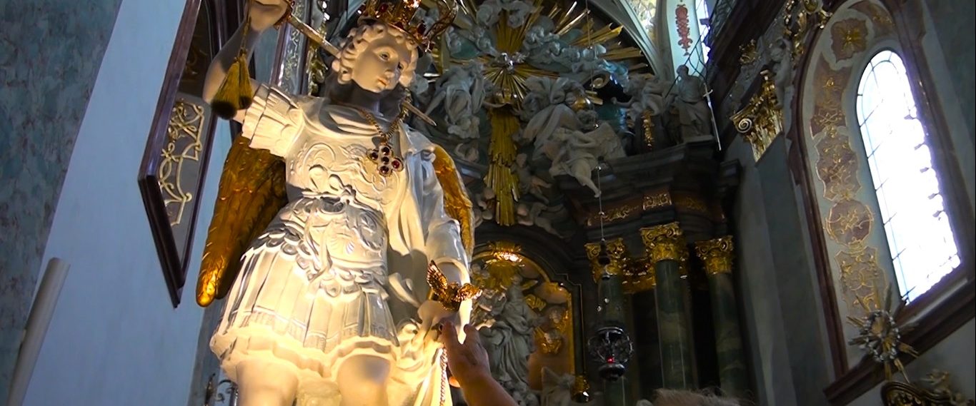Saint Michael: Meet the Angel background