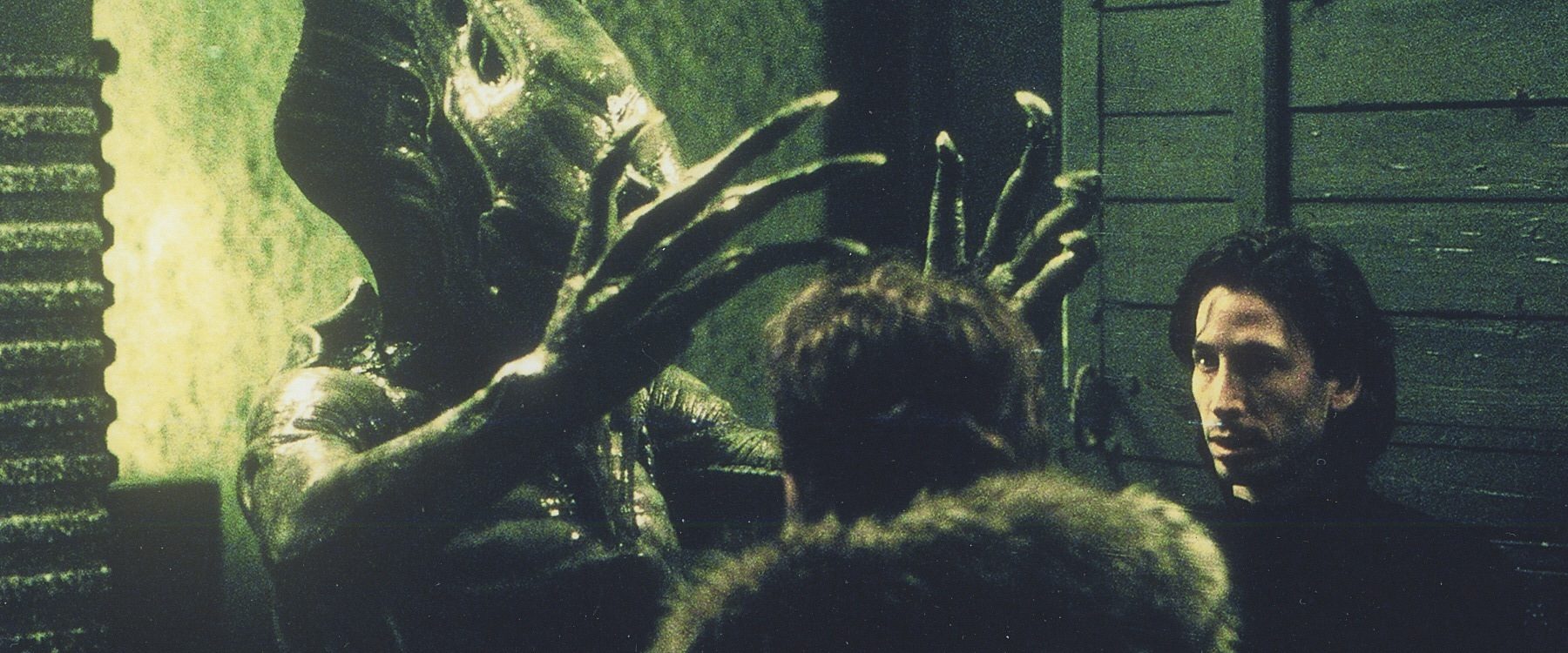 Alien Hunter background