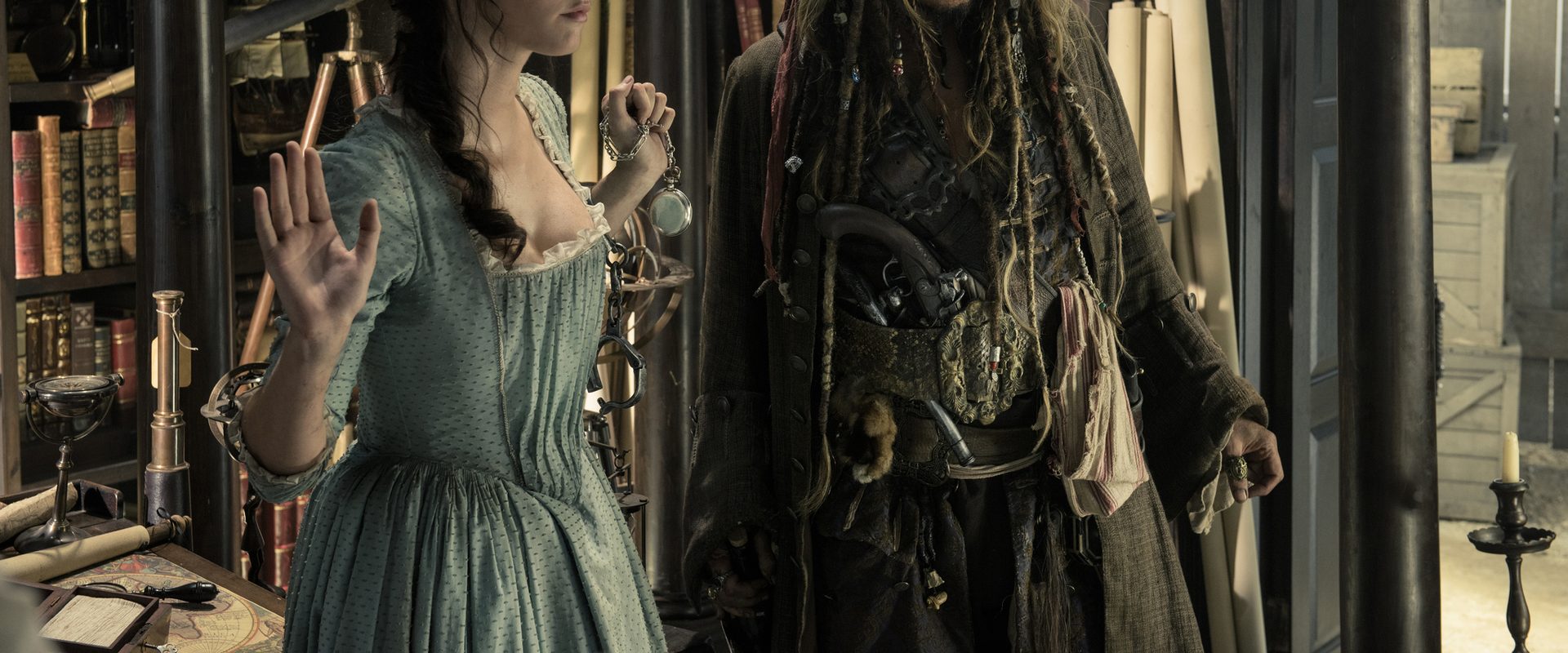 Pirates of the Caribbean: Dead Men Tell No Tales background