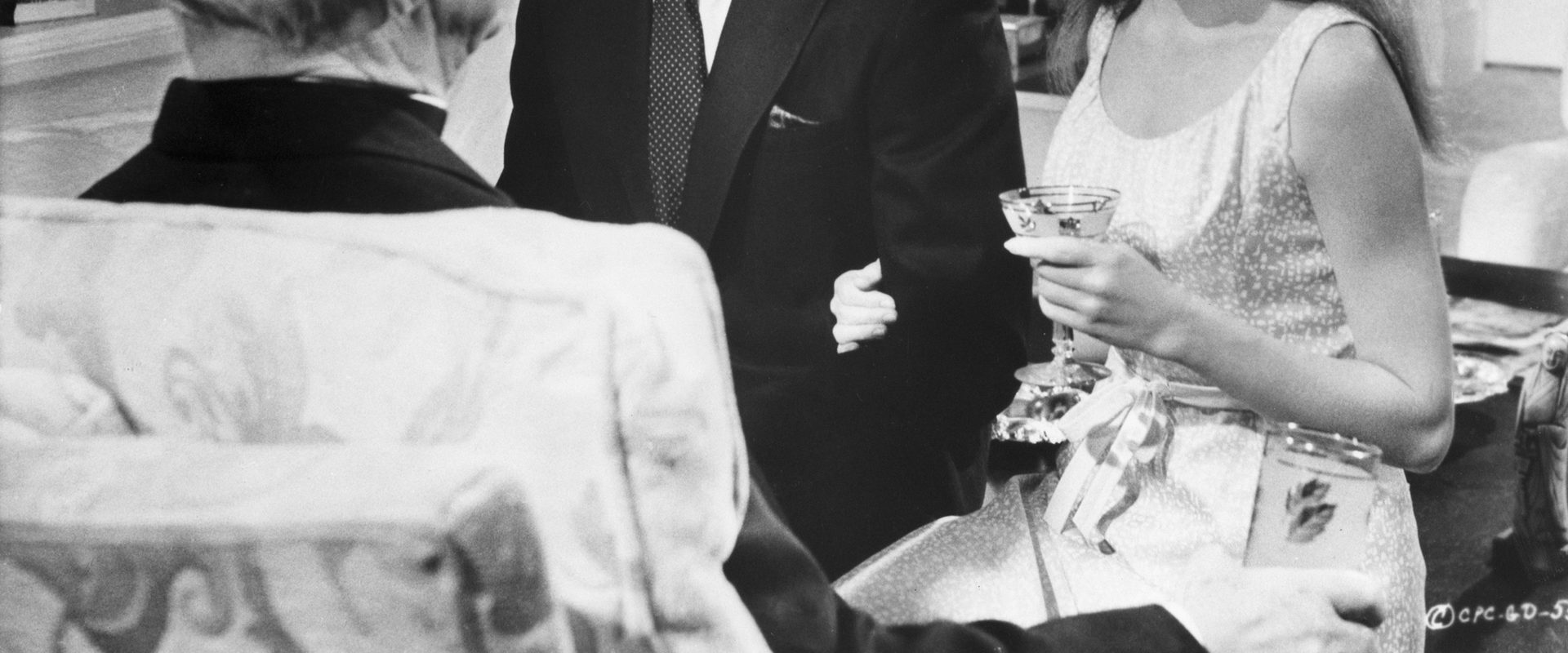 Guess Who's Coming to Dinner background