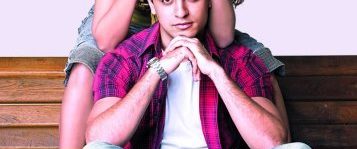 Jaane Tu... Ya Jaane Na background