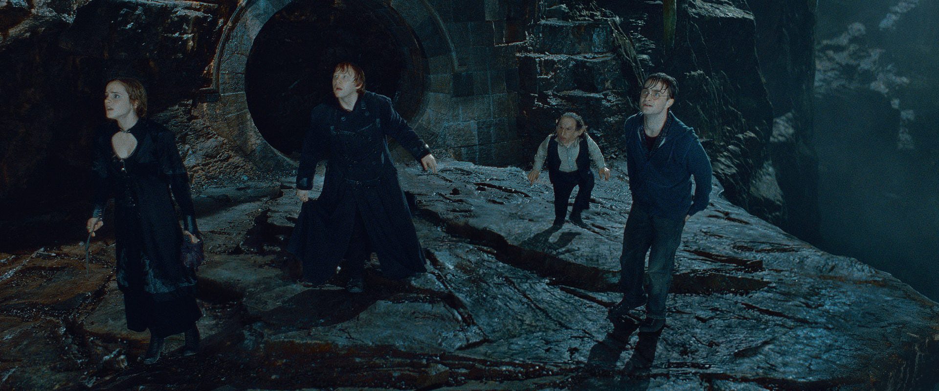 Harry Potter and the Deathly Hallows: Part 2 background