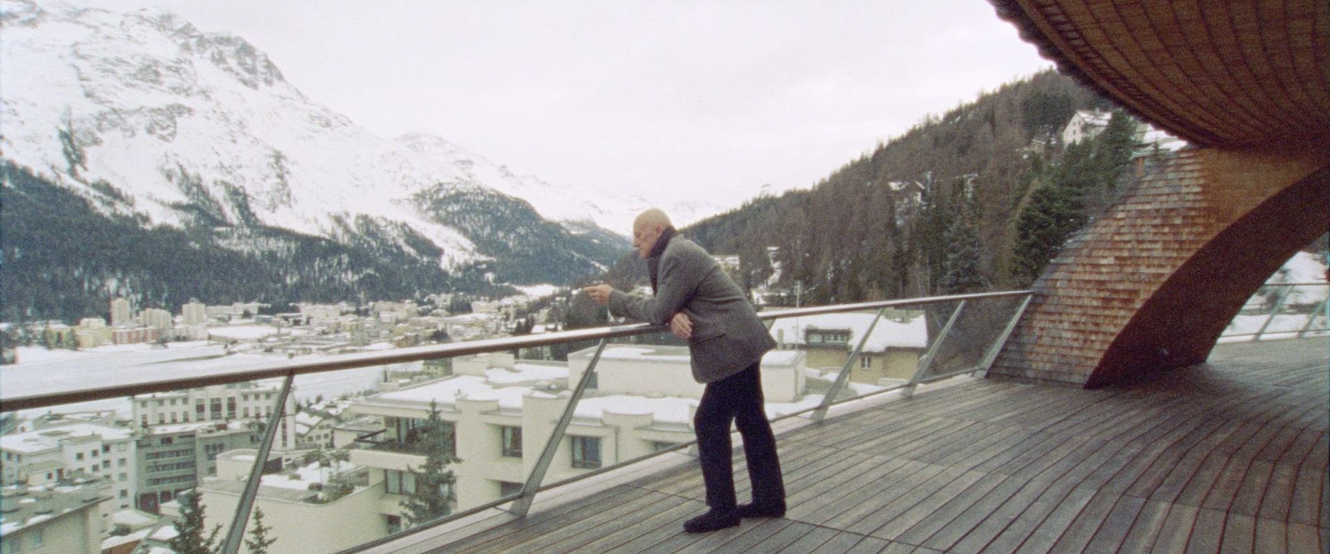 How Much Does Your Building Weigh, Mr Foster? background