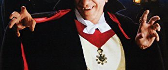 Dracula: Dead and Loving It background