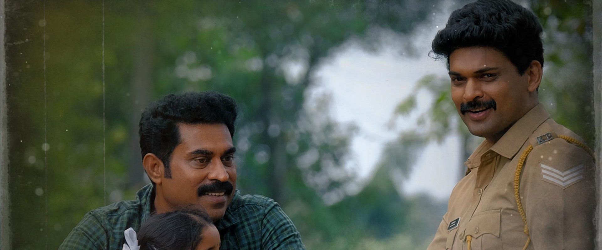 Pathaam Valavu background