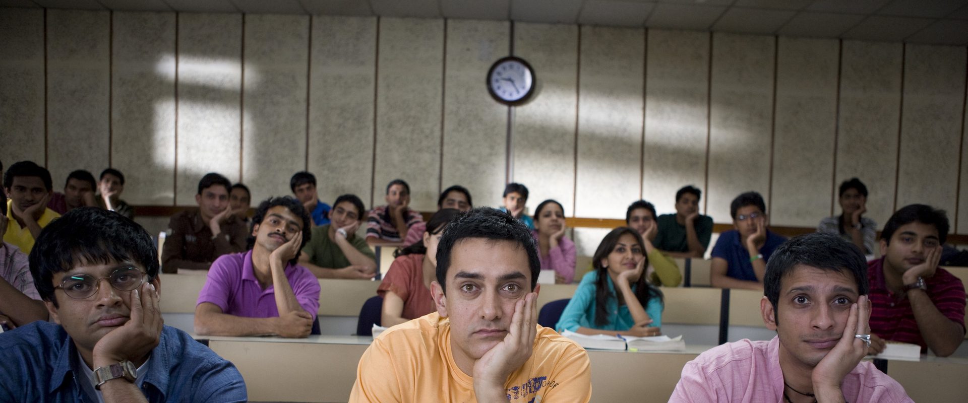 3 Idiots background