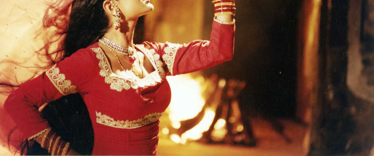Gadar: Ek Prem Katha background