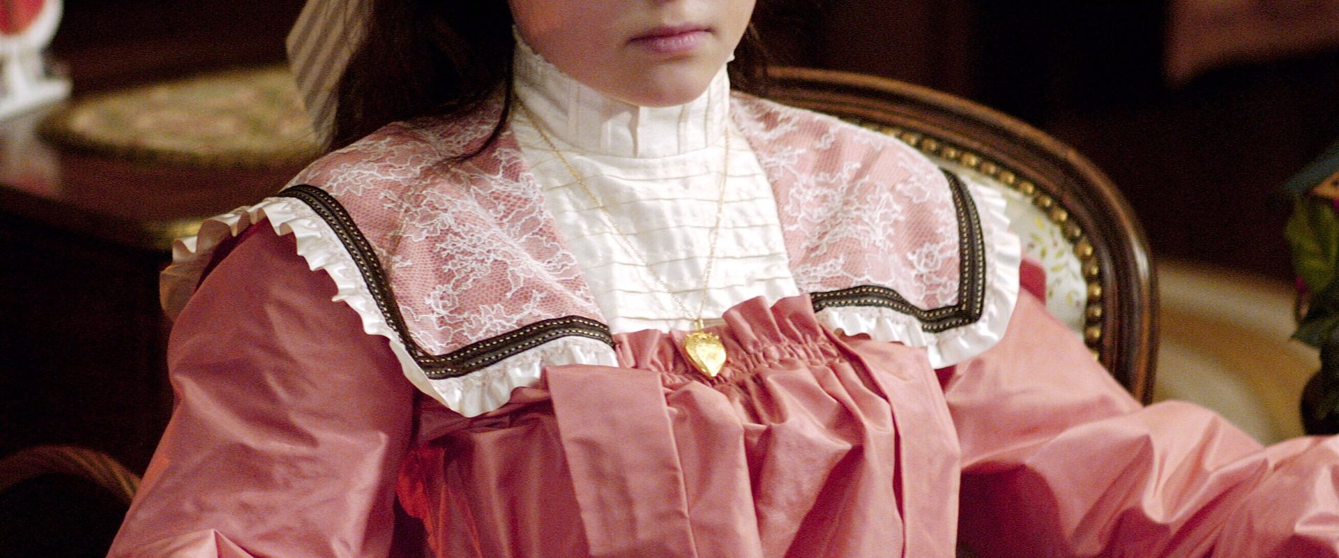 Samantha: An American Girl Holiday background