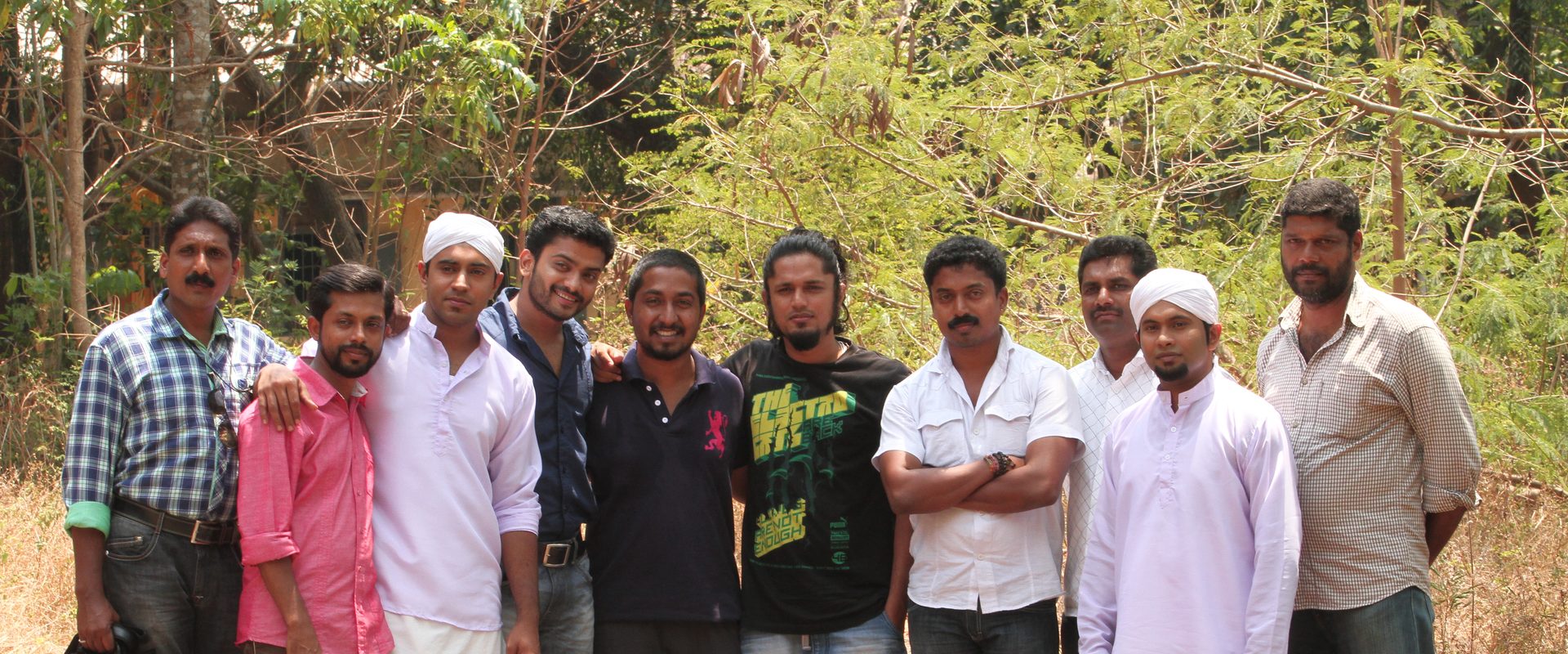 Thattathin Marayathu background