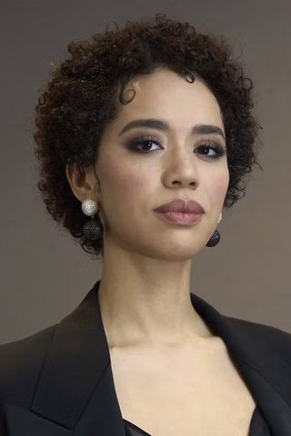 Jasmin Savoy Brown, photo 3 of 3