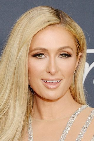 Paris Hilton, photo 2 of 3