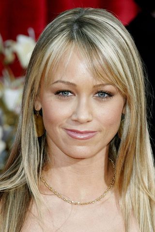 Christine Taylor, photo 1 of 3