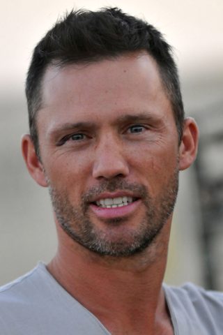 Jeffrey Donovan, photo 1 of 3