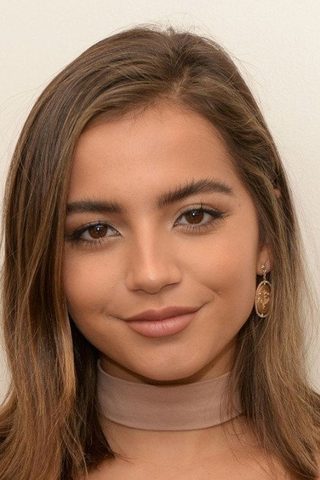 Isabela Moner, photo 3 of 3