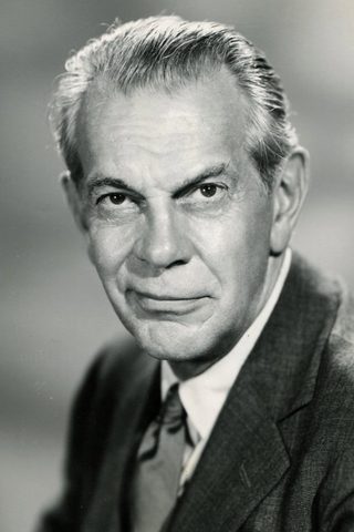 Raymond Massey, photo 3 of 3