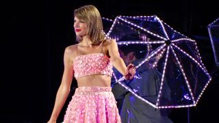Taylor Swift: The 1989 World Tour - Live still 6