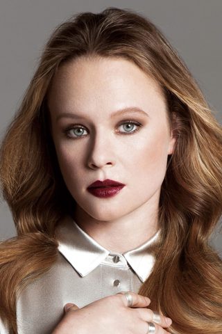 Thora Birch, photo 2 of 3