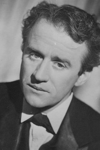 Cyril Cusack, photo 2 of 3