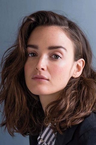 Charlotte Le Bon, photo 2 of 3