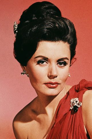Eunice Gayson, photo 2 of 3