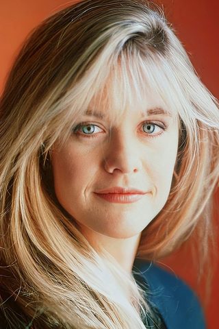 Meg Ryan, photo 2 of 3
