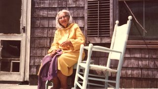 Grey Gardens still 4