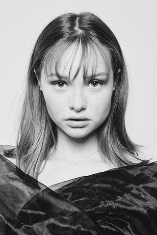Zoe Margaret Colletti, photo 1 of 3