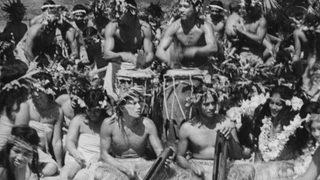 Tabu: A Story of the South Seas still 3