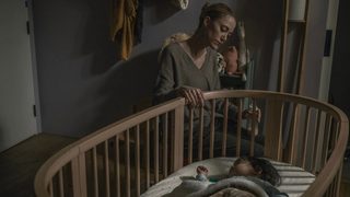 The Hand That Rocks the Cradle still 8