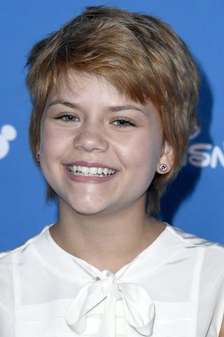 Lia McHugh, photo 2 of 3
