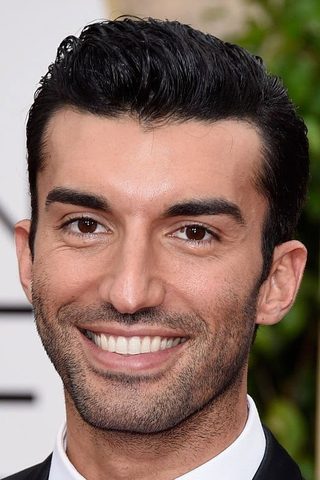 Justin Baldoni, photo 1 of 3