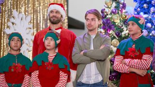 The Christmas Contest still 3