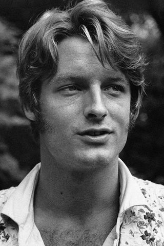Perry King, photo 1 of 3