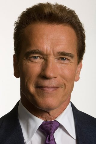 Arnold Schwarzenegger, photo 2 of 3