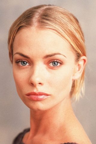 Jaime Pressly, photo 3 of 3