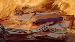 Fahrenheit 451 still 6