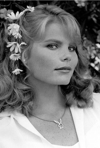 Mariel Hemingway, photo 1 of 3