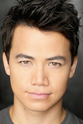 Shannon Kook, photo 2 of 3