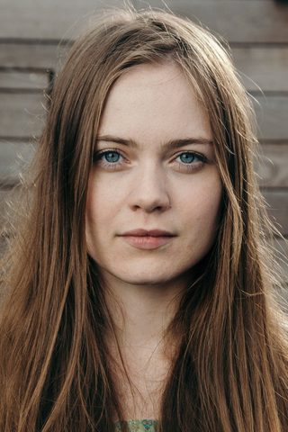 Hera Hilmar, photo 2 of 3