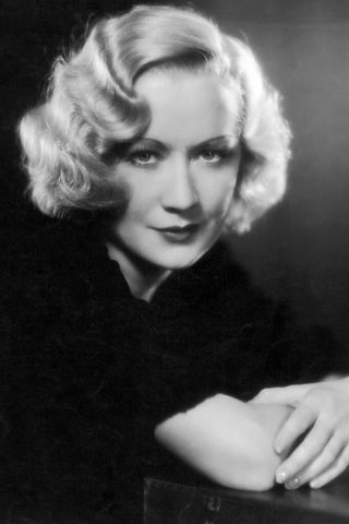 Miriam Hopkins, photo 1 of 3